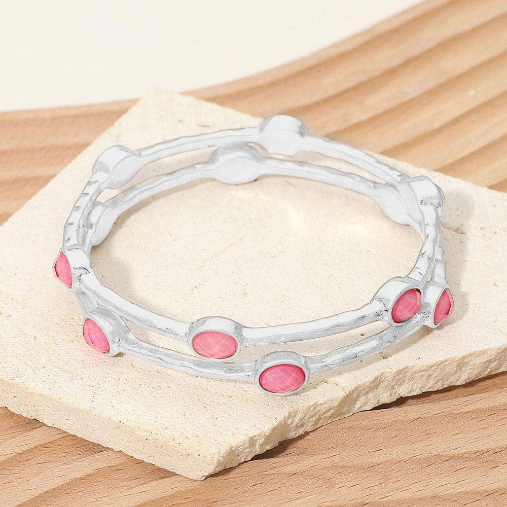 2PCS - Oval Stone Accent Hammered Metal Multi Layered Bangle Bracelets