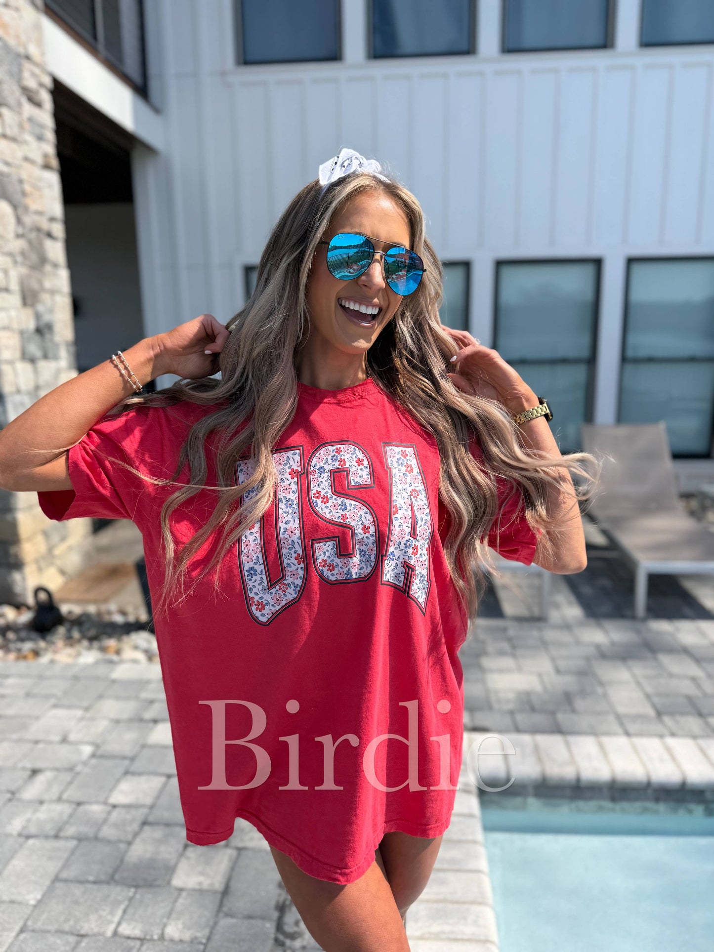 USA Daisy Graphic Tee on Paprika