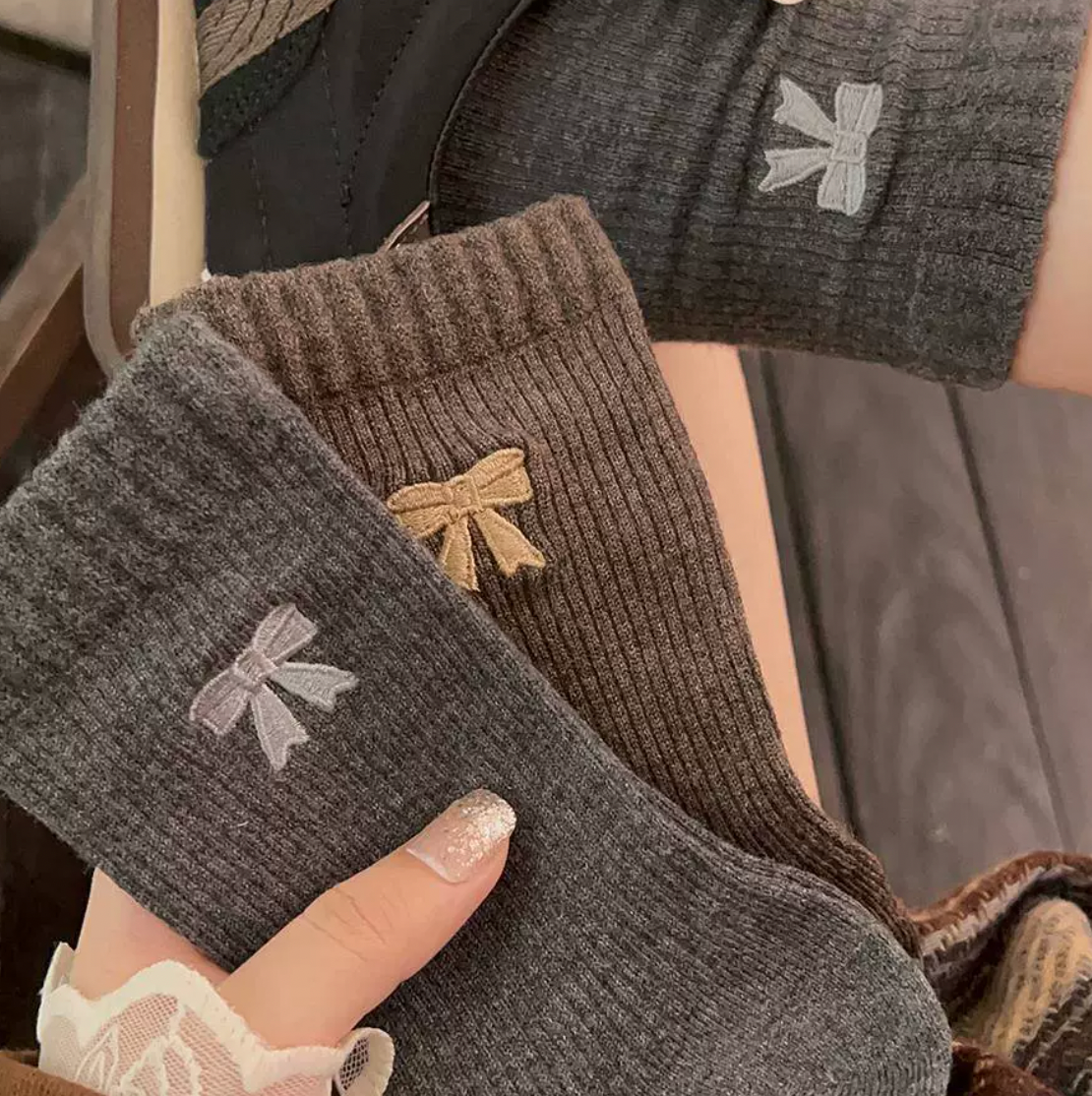Ribbed Bow Embroidery Socks (JEMMA)