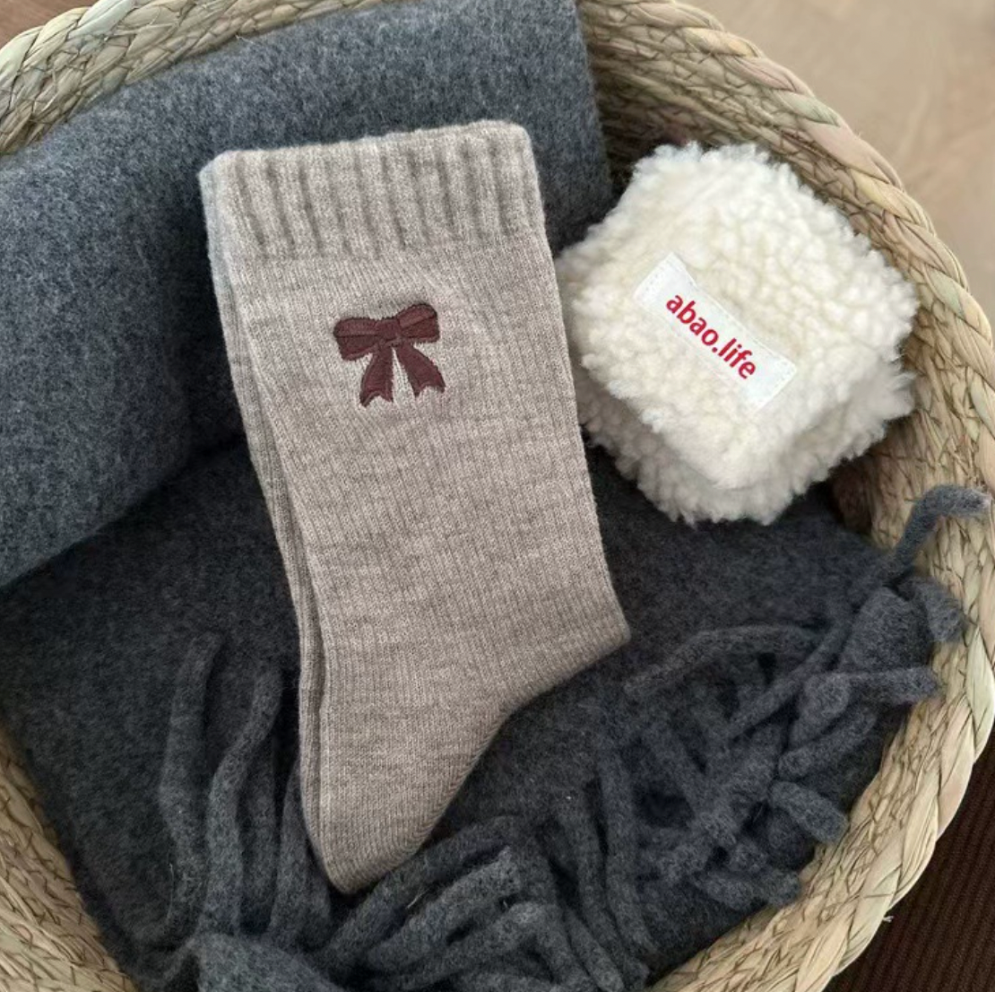 Ribbed Bow Embroidery Socks (JEMMA)