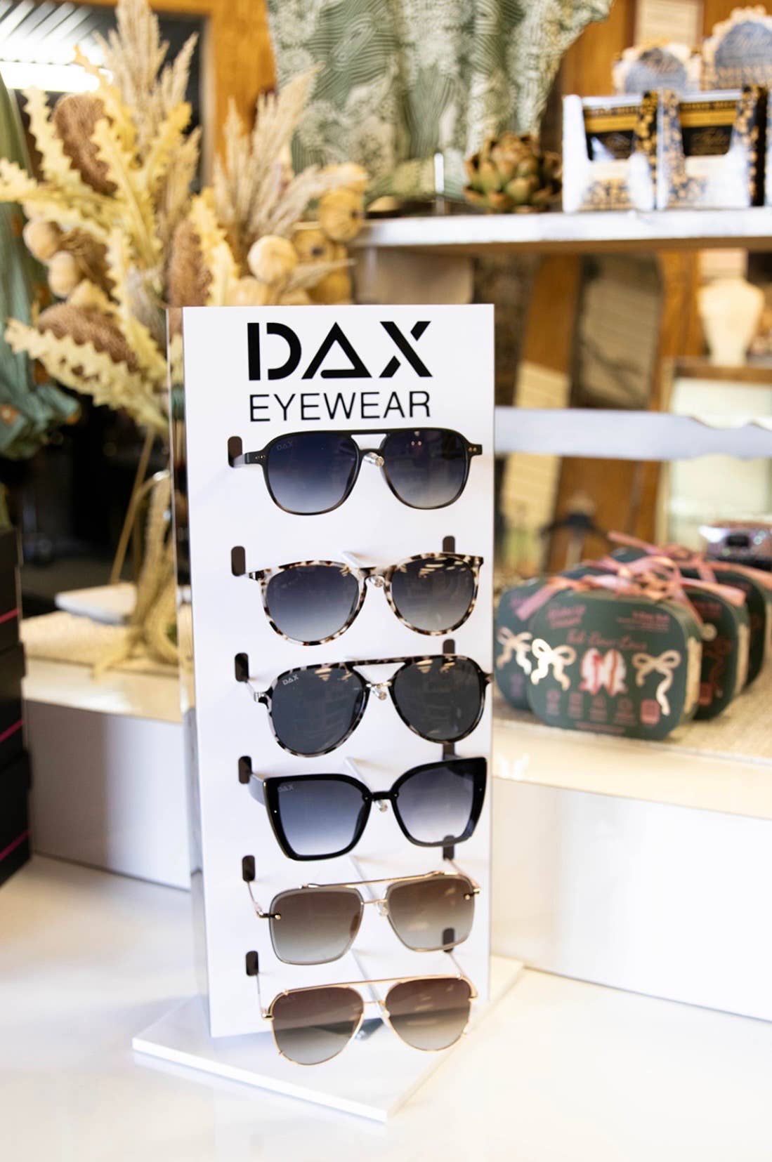 Women’s Aviator Sunglasses–Polarized Everyday Chic Favorite