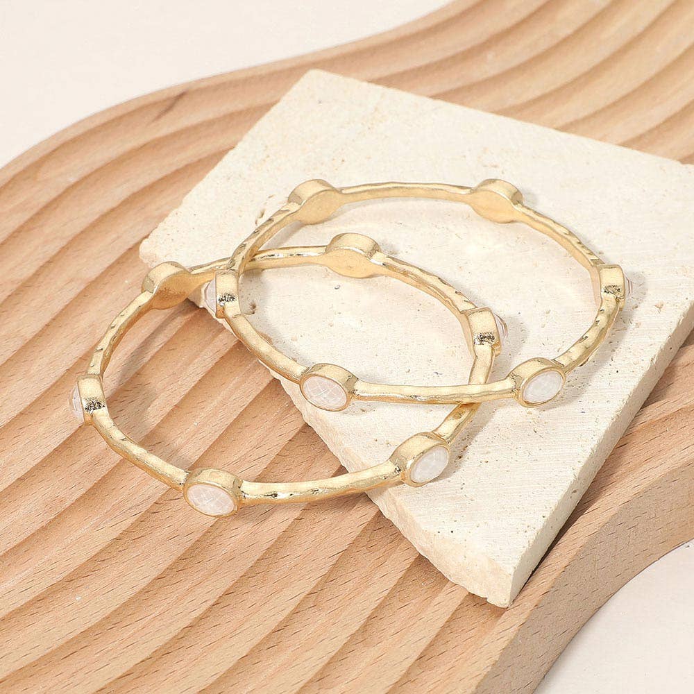 2PCS - Oval Stone Accent Hammered Metal Multi Layered Bangle Bracelets