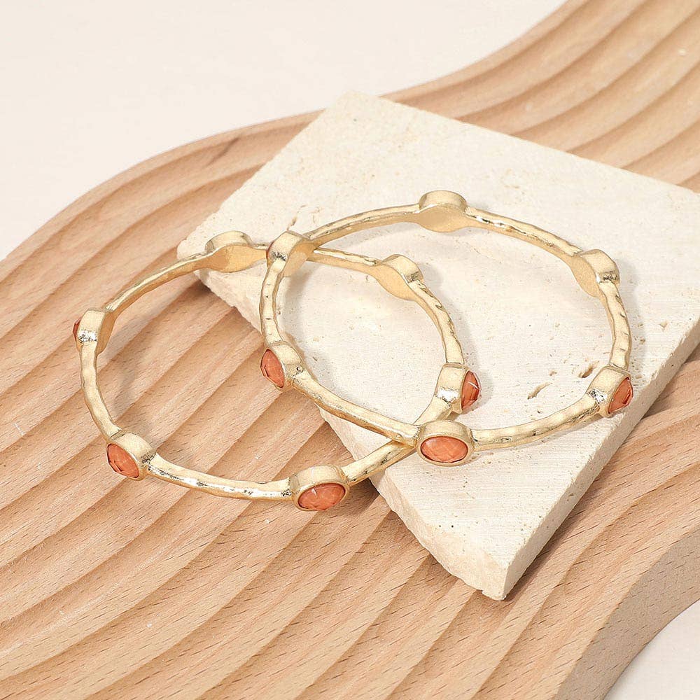 2PCS - Oval Stone Accent Hammered Metal Multi Layered Bangle Bracelets