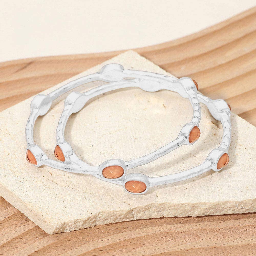 2PCS - Oval Stone Accent Hammered Metal Multi Layered Bangle Bracelets